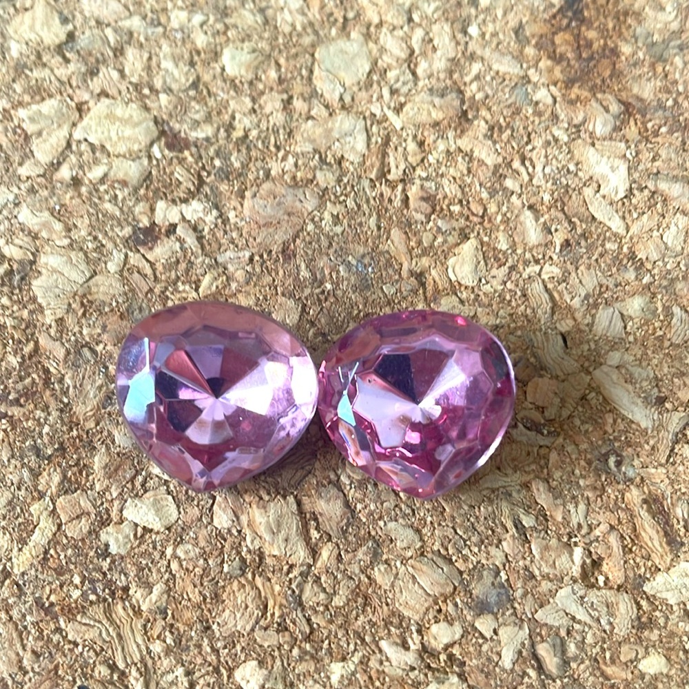 Swarovski circa 1950’s Rose Pink Wide Pear Crystal Beads 17mm wide 💗💗